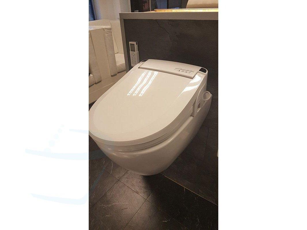 Blooming bidet met Villeroy & Boch Subway 2.0 wandcloset