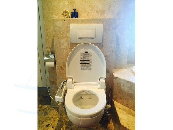 Blooming douche-wc design